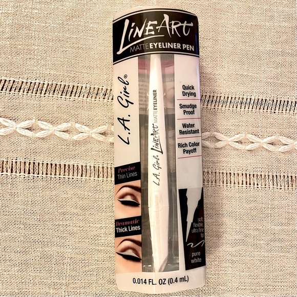 🤍LA Girl Line Art Matte Eyeliner Pen (Pure White)🤍🆕 - Picture 4 of 6